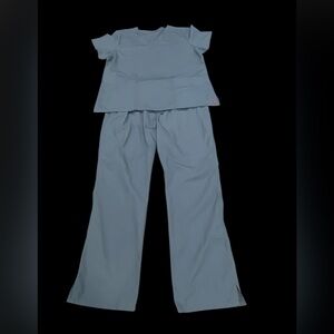 Two-Piece ladies Medical Scrub Set in grey Ex -Large